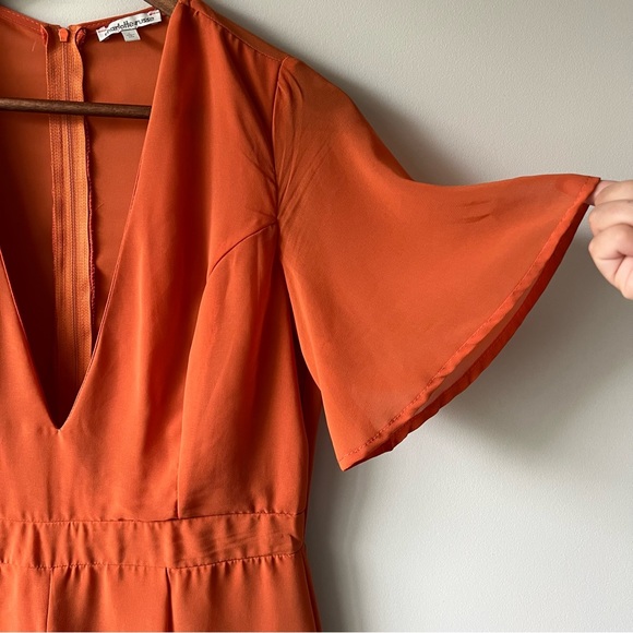 Charlotte Russe Romper - Picture 2 of 5